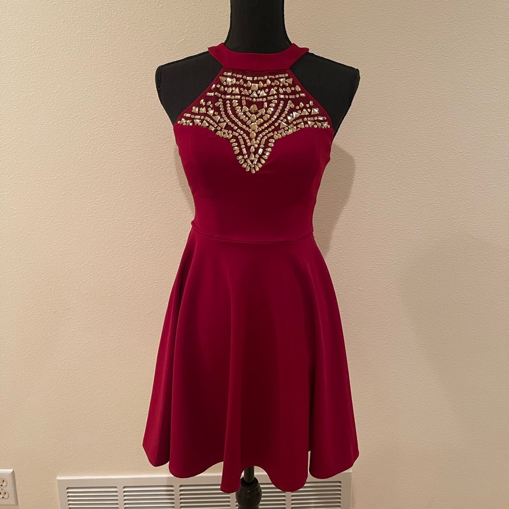 Elegant teen girls dress.